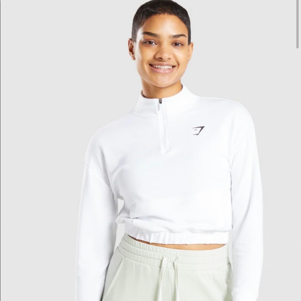 Pippa Training Pull Over